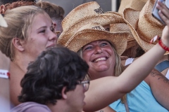 Crowd-Shots-3