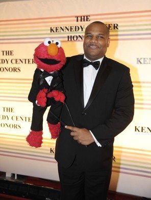 TV-Elmo_Actor_Accused_Elmo Actor Accused