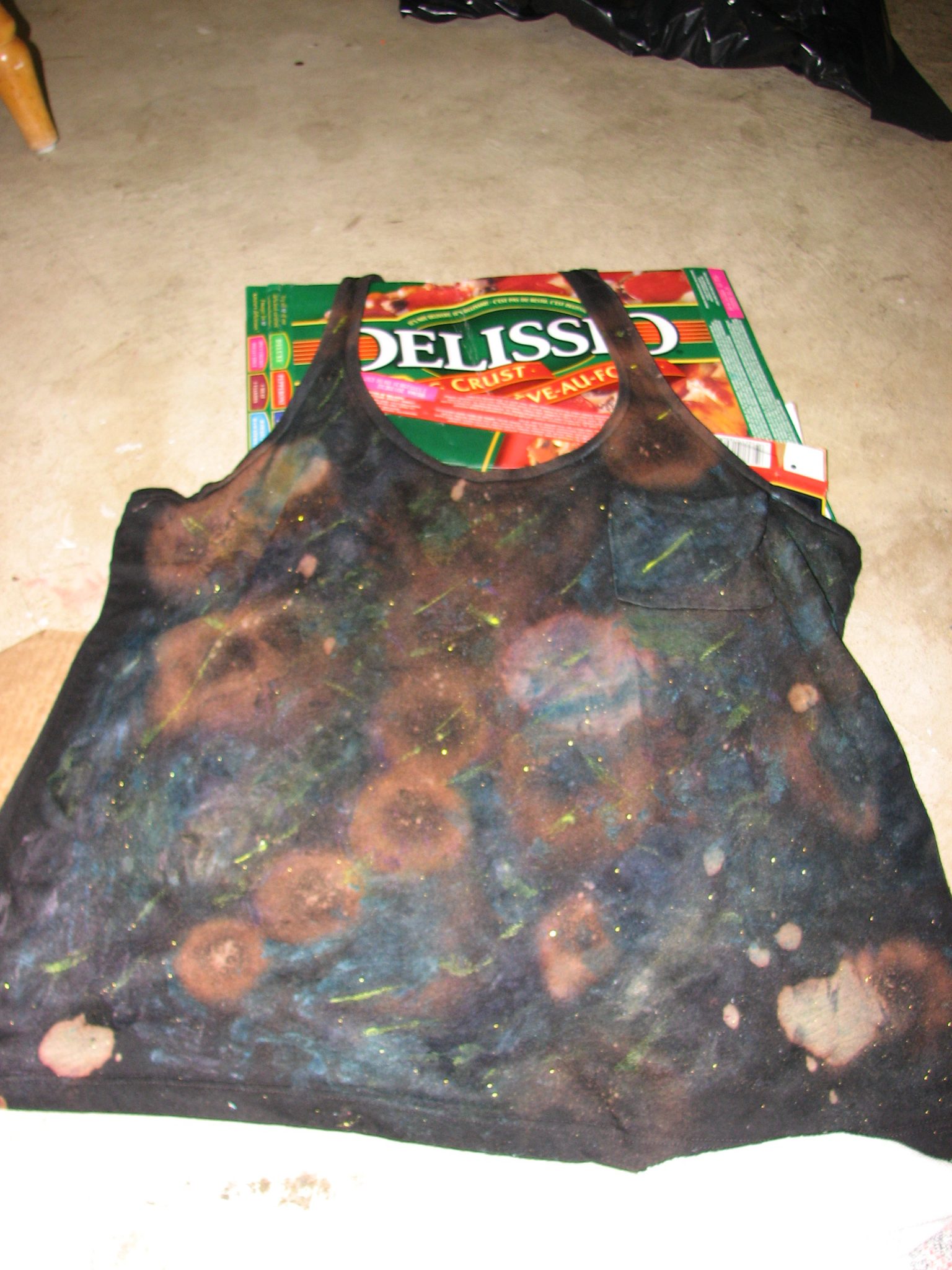 DIY: How To Design Your Own Galaxy Shirt