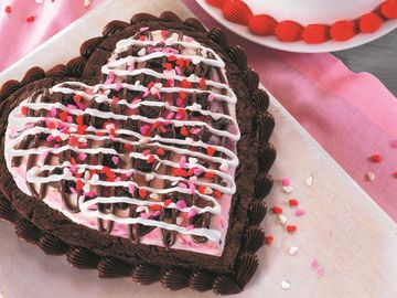 Baskin Robbins Valentines Days Polar Pizza