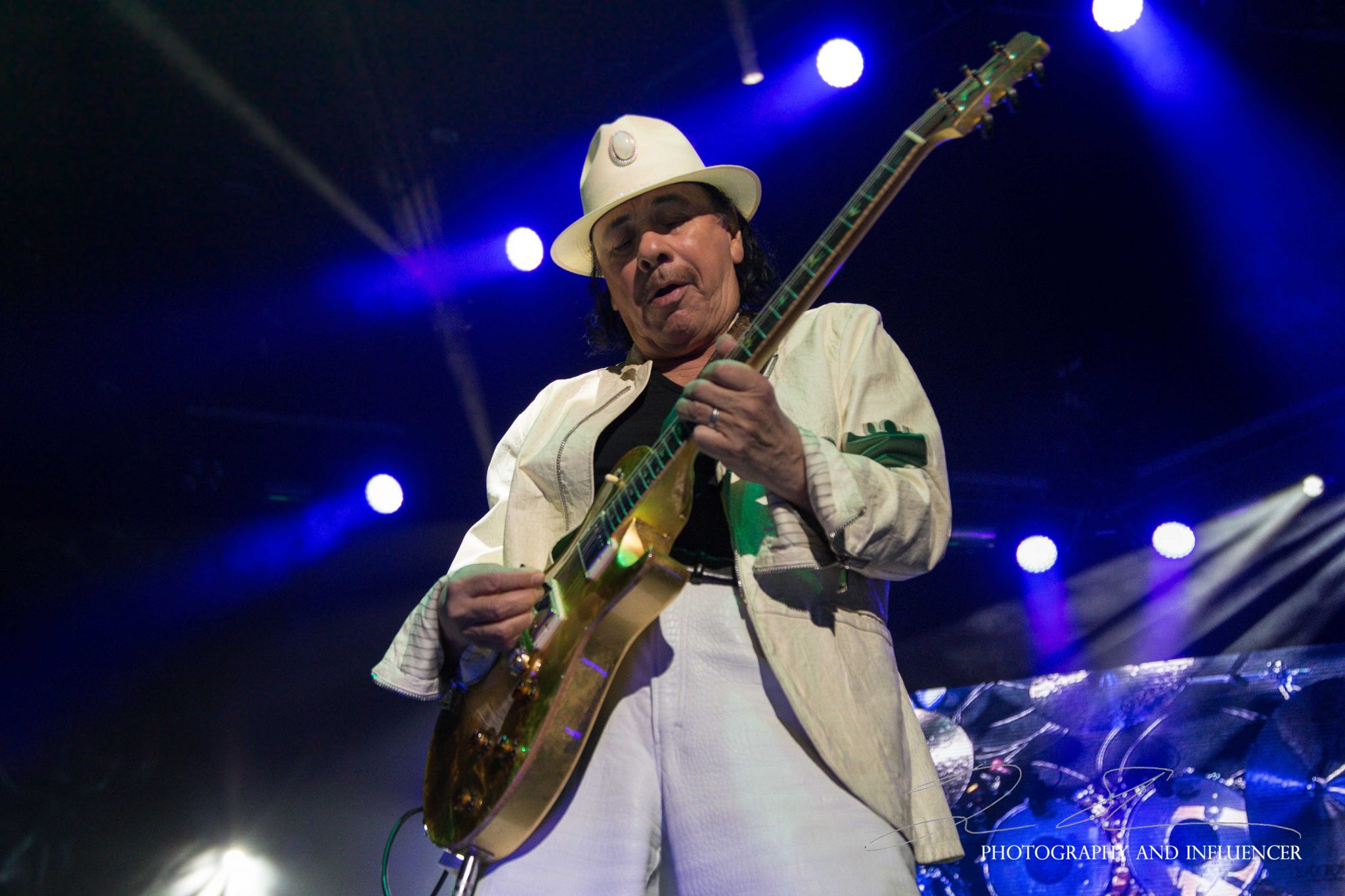 Carlos Santana - 2018 Divination Tour - Hamilton ON - First Ontario Centre 2018-11